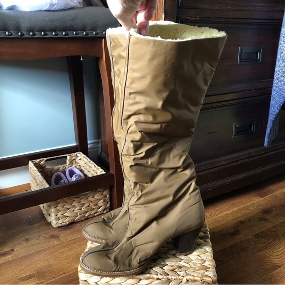 Colo Nylon Sherpa lined knee high boots in size 8 - Picture 1 of 6